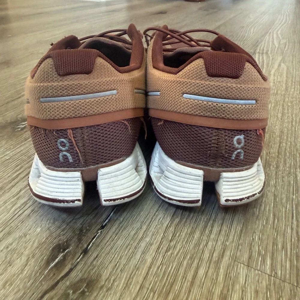 On Cloud 1.0 Mens Running Tennis Shoes Size 9.5 Sneakers Athletic‎ Two Tone
